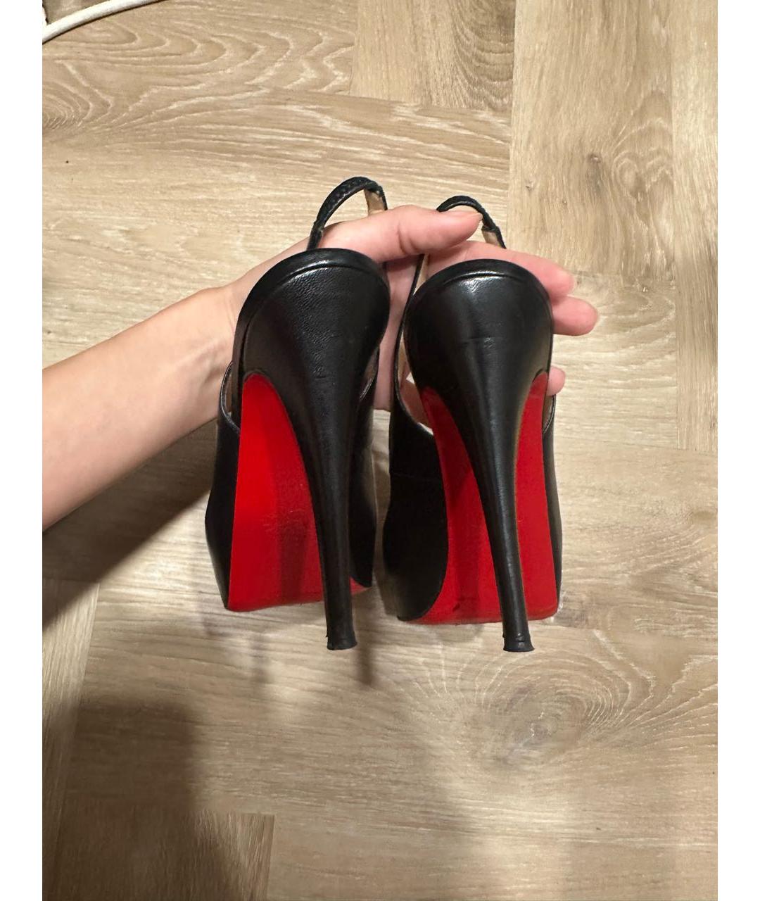 CHRISTIAN LOUBOUTIN Черные кожаные босоножки, фото 4