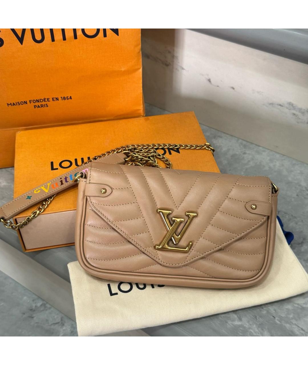 LOUIS VUITTON Бежевая кожаная сумка через плечо, фото 4