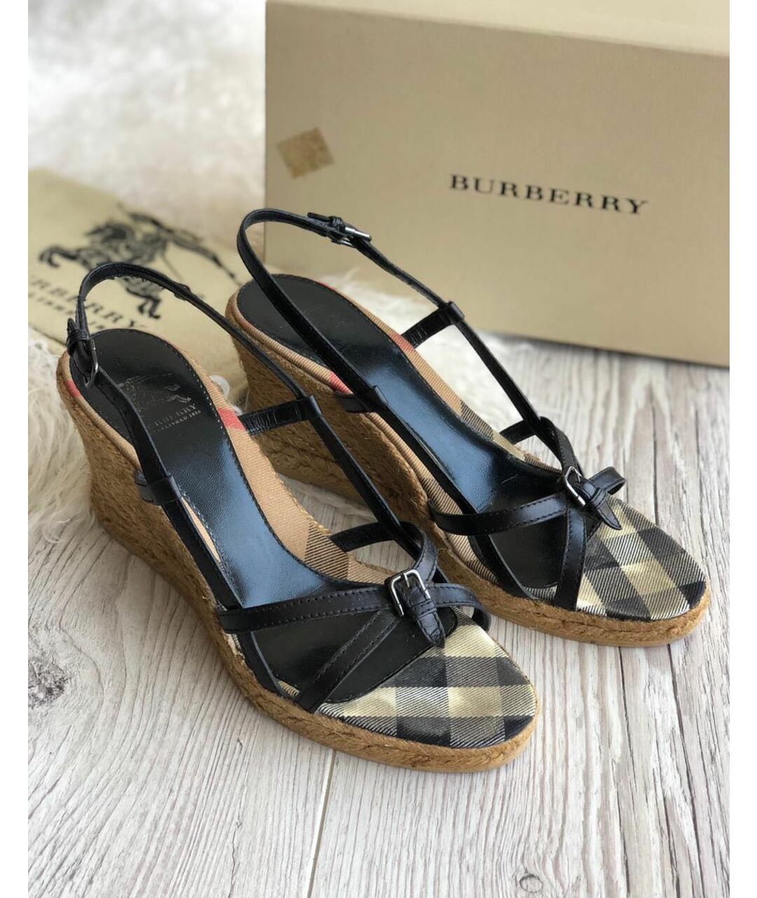 BURBERRY Черные кожаные босоножки, фото 8