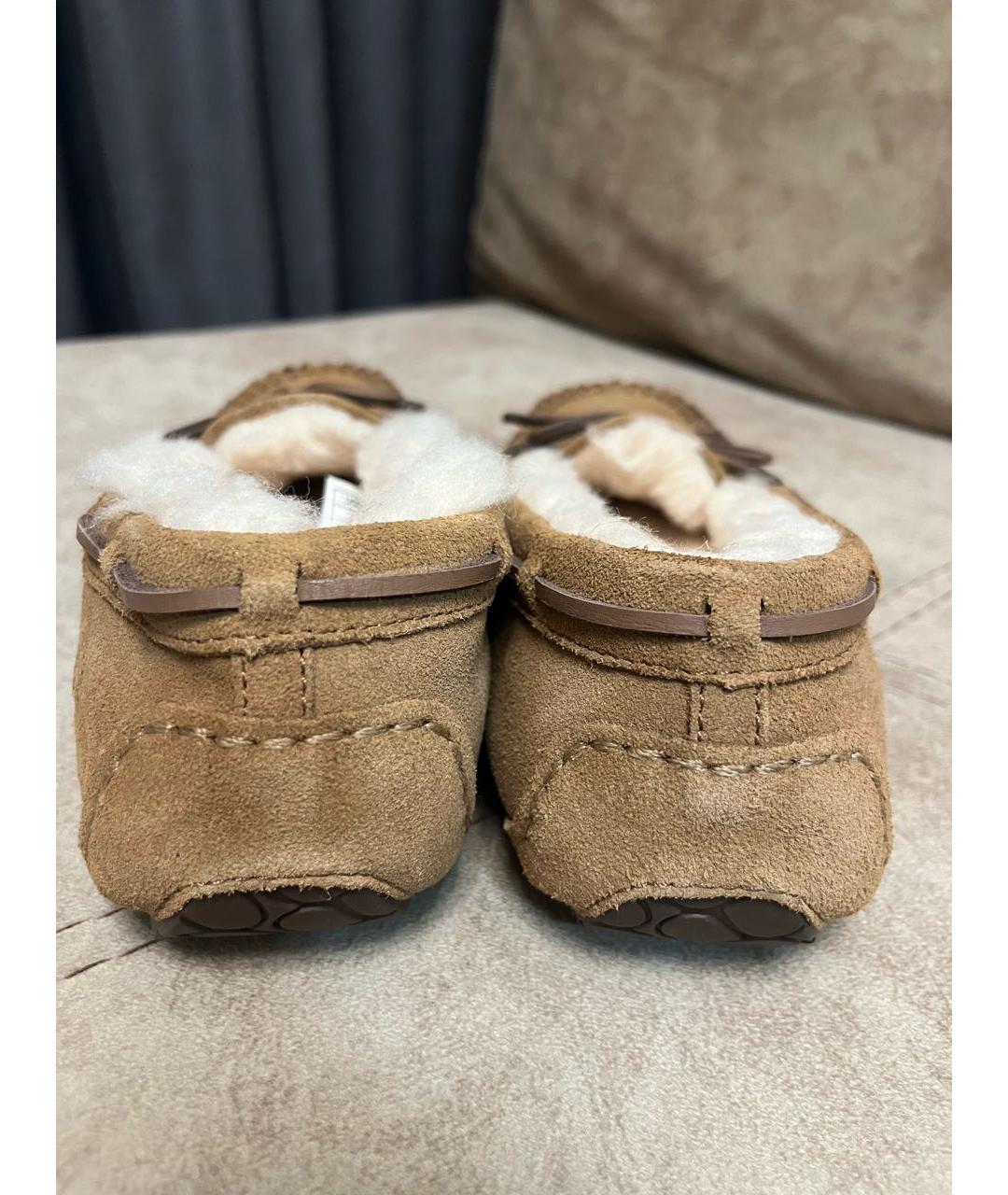 UGG AUSTRALIA Горчичные замшевые мокасины, фото 4