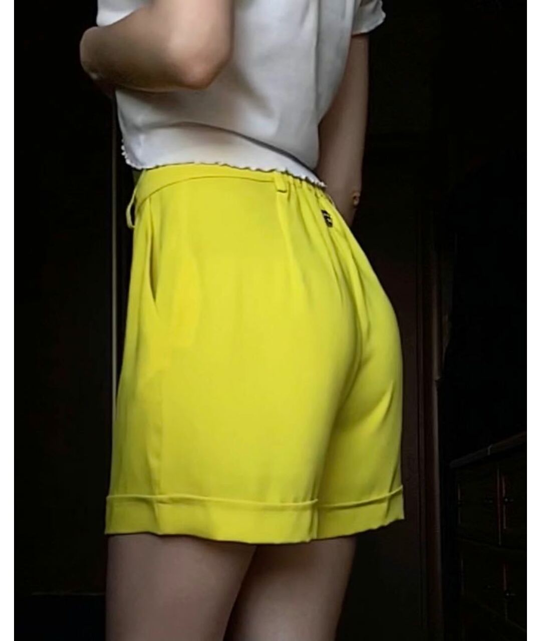 TWIN-SET Желтые вискозные шорты, фото 3