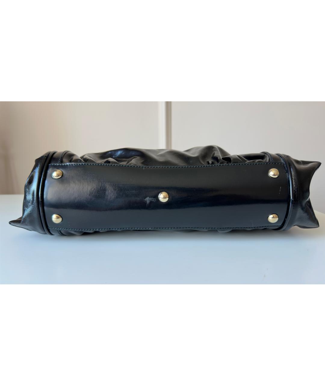 GUCCI Черная сумка с короткими ручками из лакированной кожи, фото 8