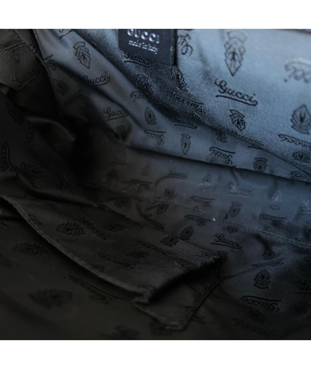 GUCCI Черная сумка с короткими ручками из лакированной кожи, фото 6