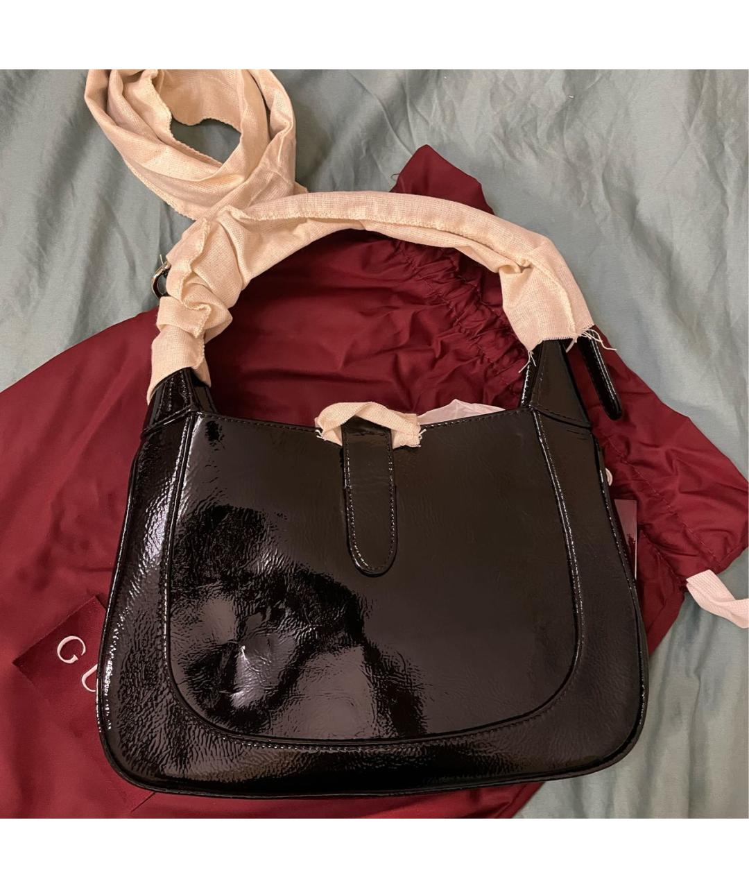 GUCCI Черная сумка с короткими ручками из лакированной кожи, фото 3