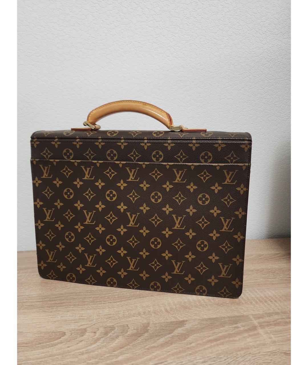 LOUIS VUITTON Коричневая сумка с короткими ручками, фото 3