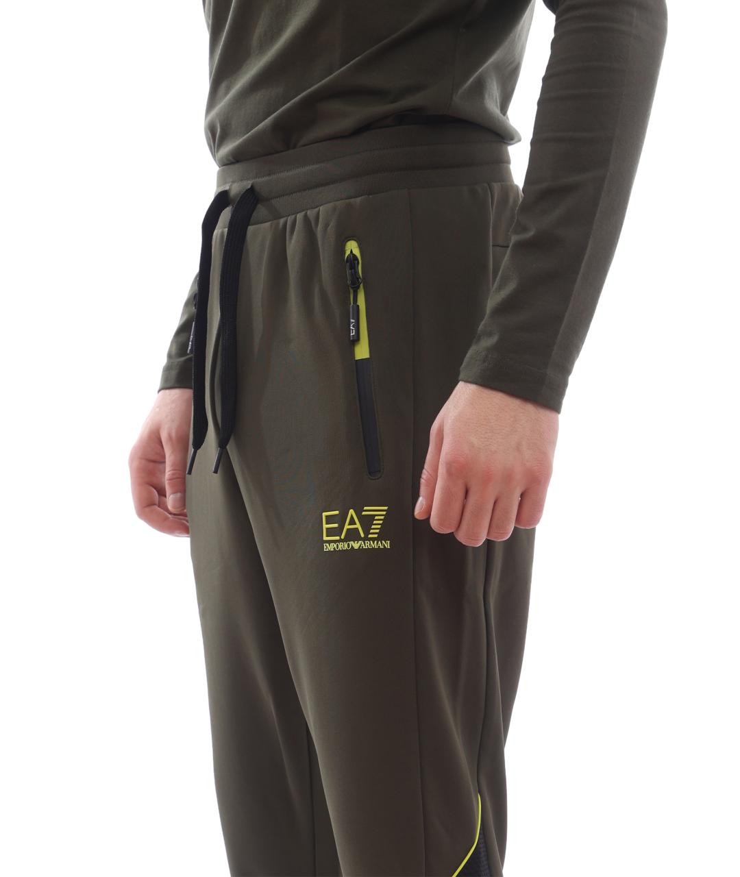 EA7 Хаки полиэстеровые повседневные брюки, фото 3