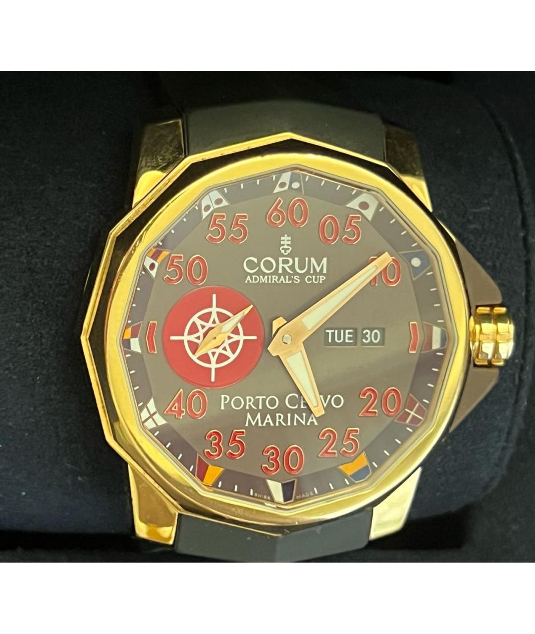 Corum Коричневые часы из розового золота, фото 3