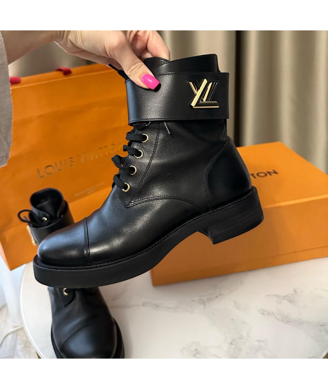 LOUIS VUITTON Черные кожаные ботинки, фото 2