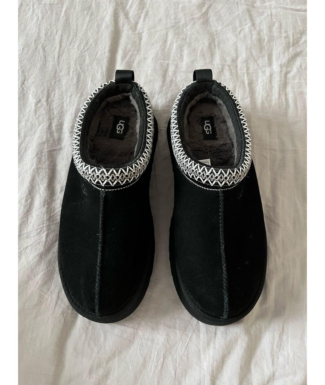 UGG AUSTRALIA Черные замшевые ботинки, фото 2