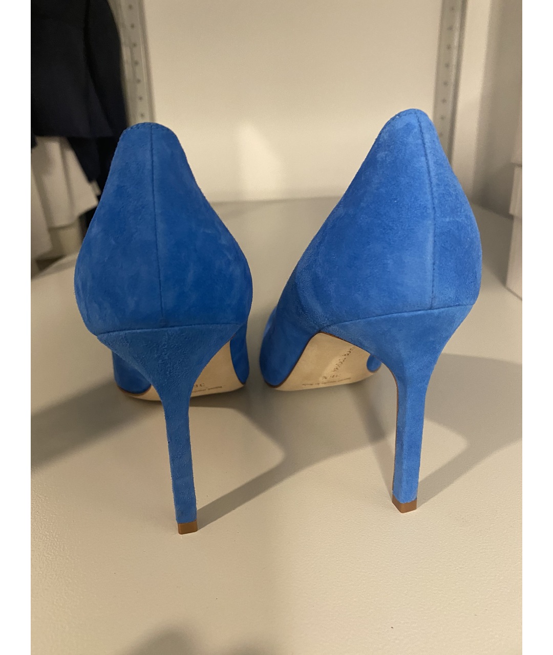 MANOLO BLAHNIK Синие замшевые туфли, фото 2