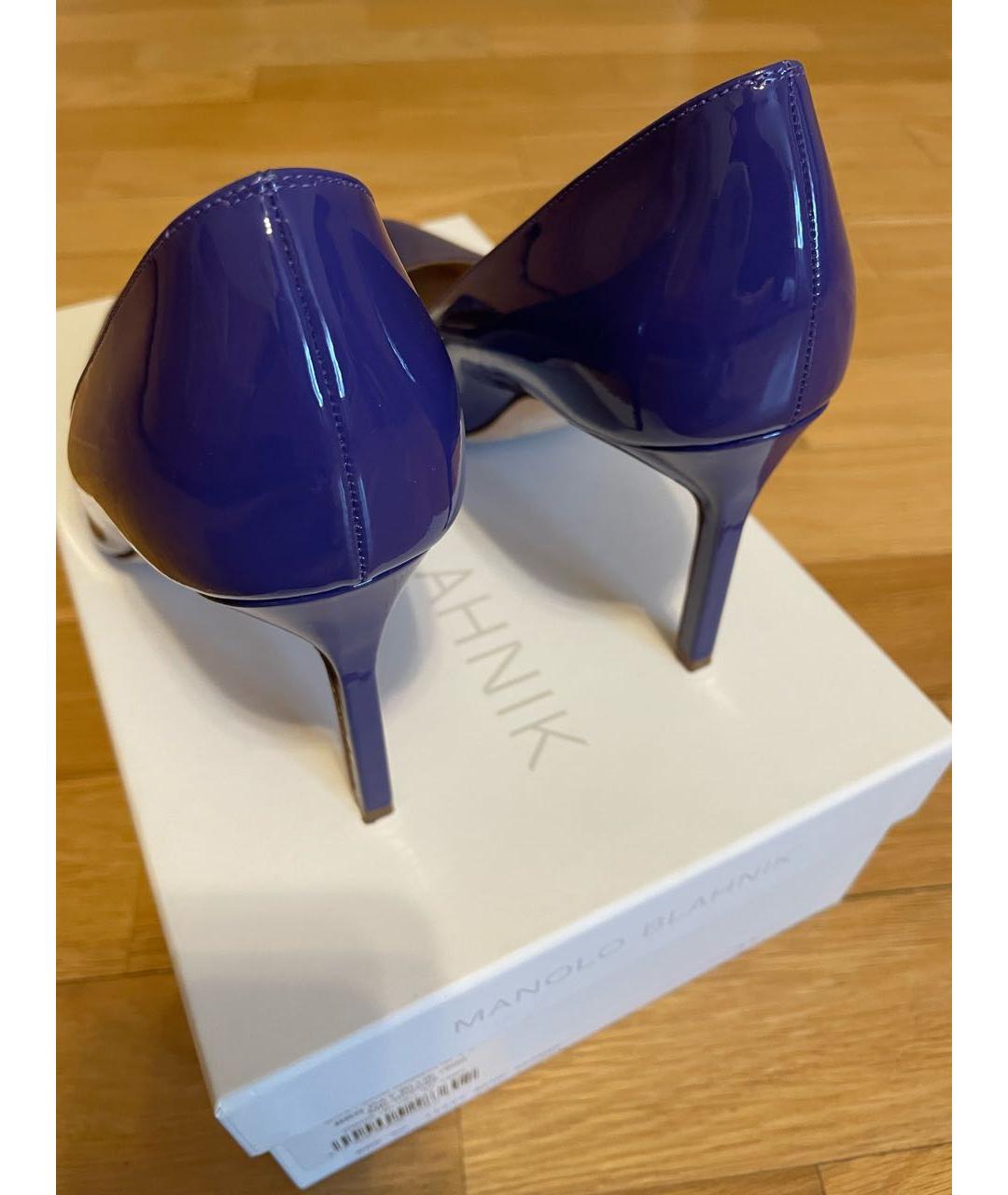 MANOLO BLAHNIK Фиолетовые туфли из лакированной кожи, фото 4