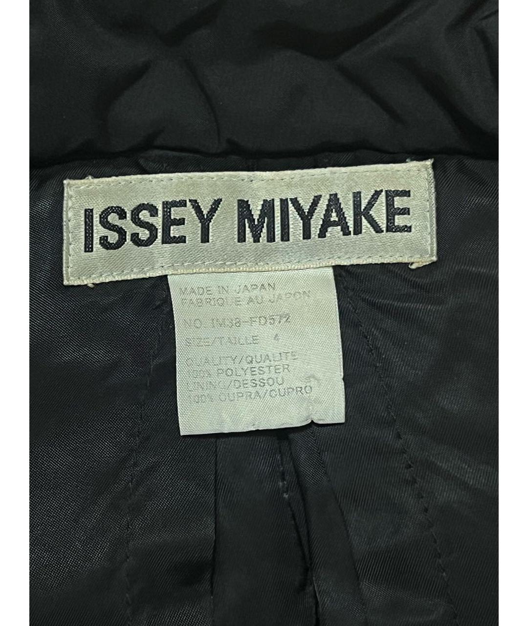 132 5. ISSEY MIYAKE Черная полиэстеровая куртка, фото 3