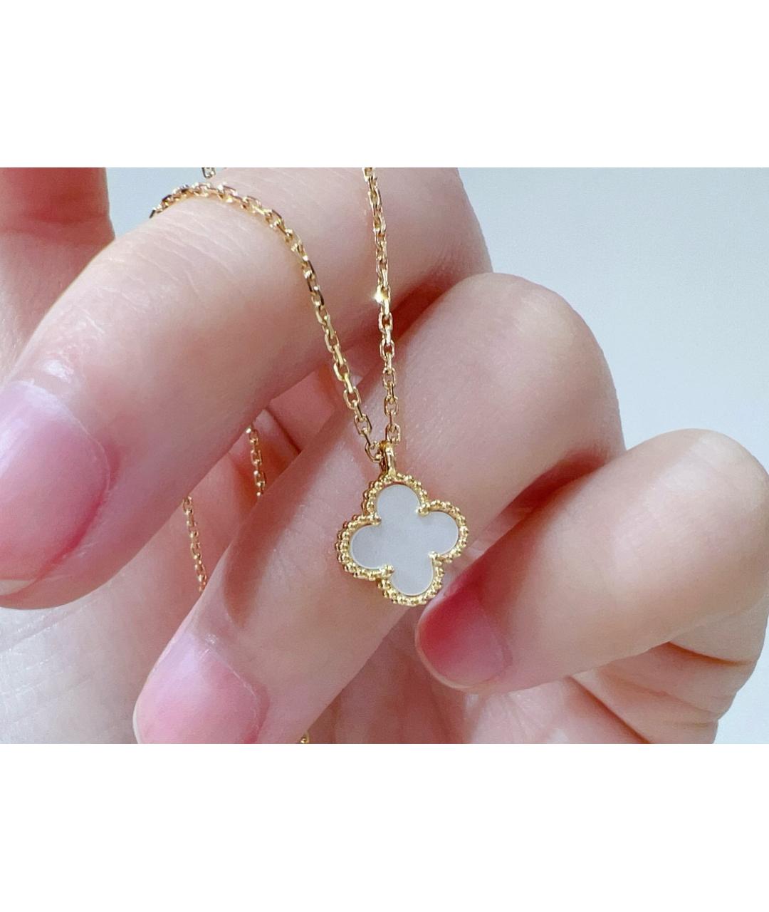 VAN CLEEF & ARPELS Белая подвеска из желтого золота, фото 4