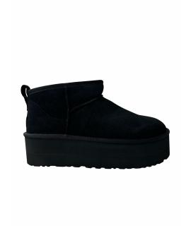 UGG AUSTRALIA Ботинки