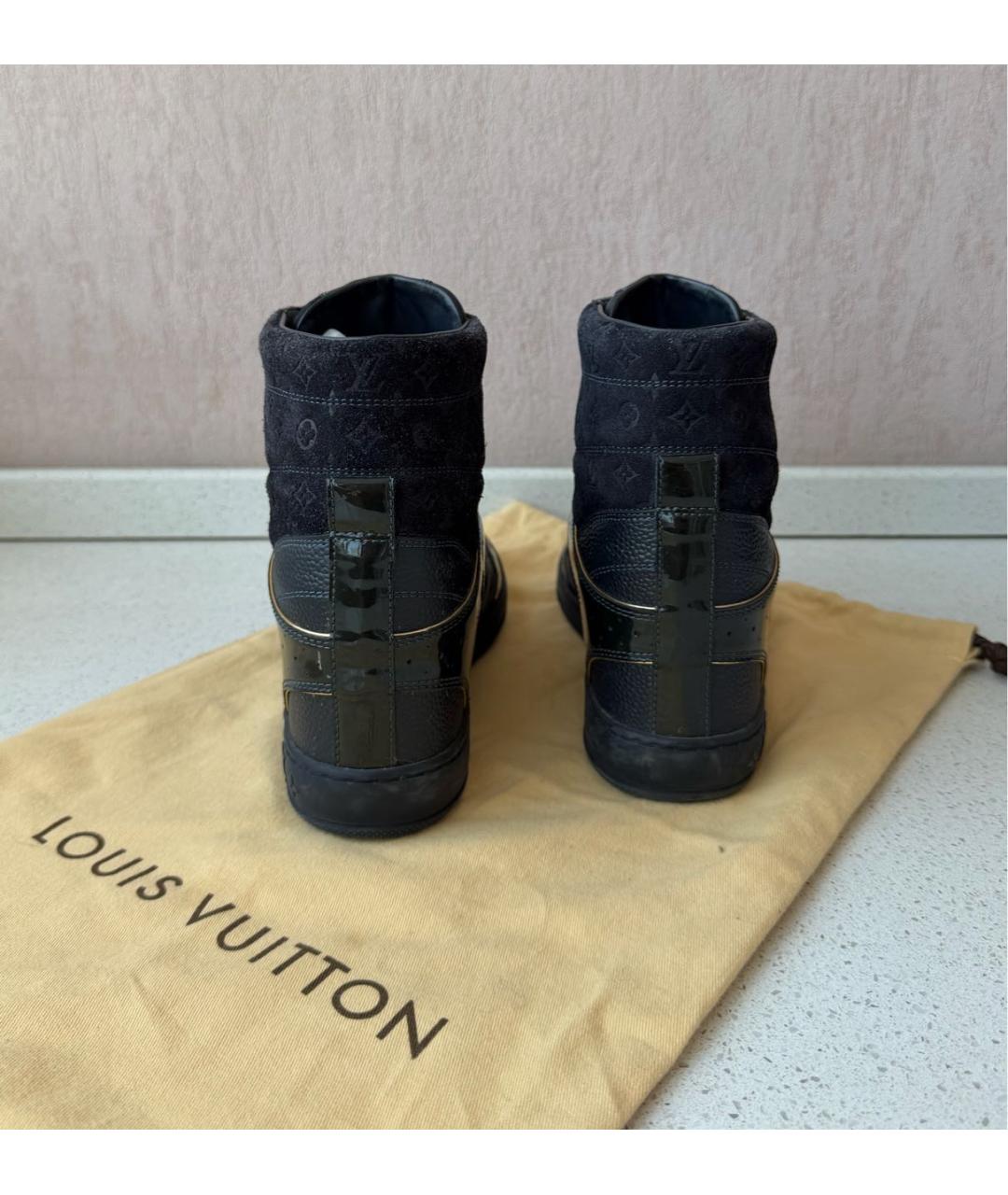 LOUIS VUITTON Темно-синие замшевые кроссовки, фото 6