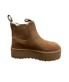 UGG AUSTRALIA Ботинки