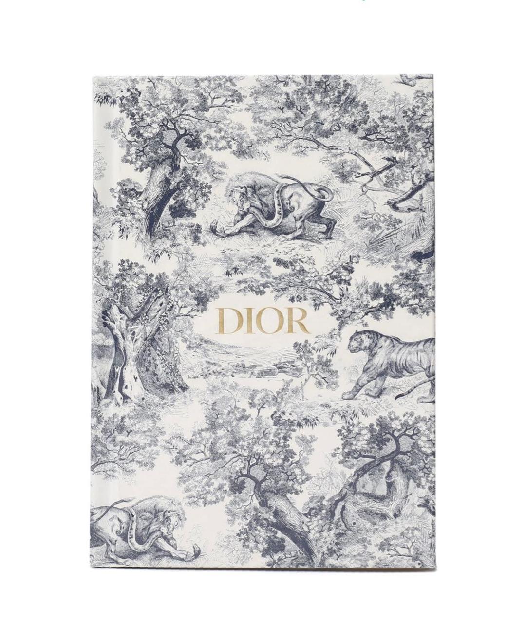 CHRISTIAN DIOR Книга, фото 4