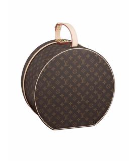 LOUIS VUITTON Чемодан