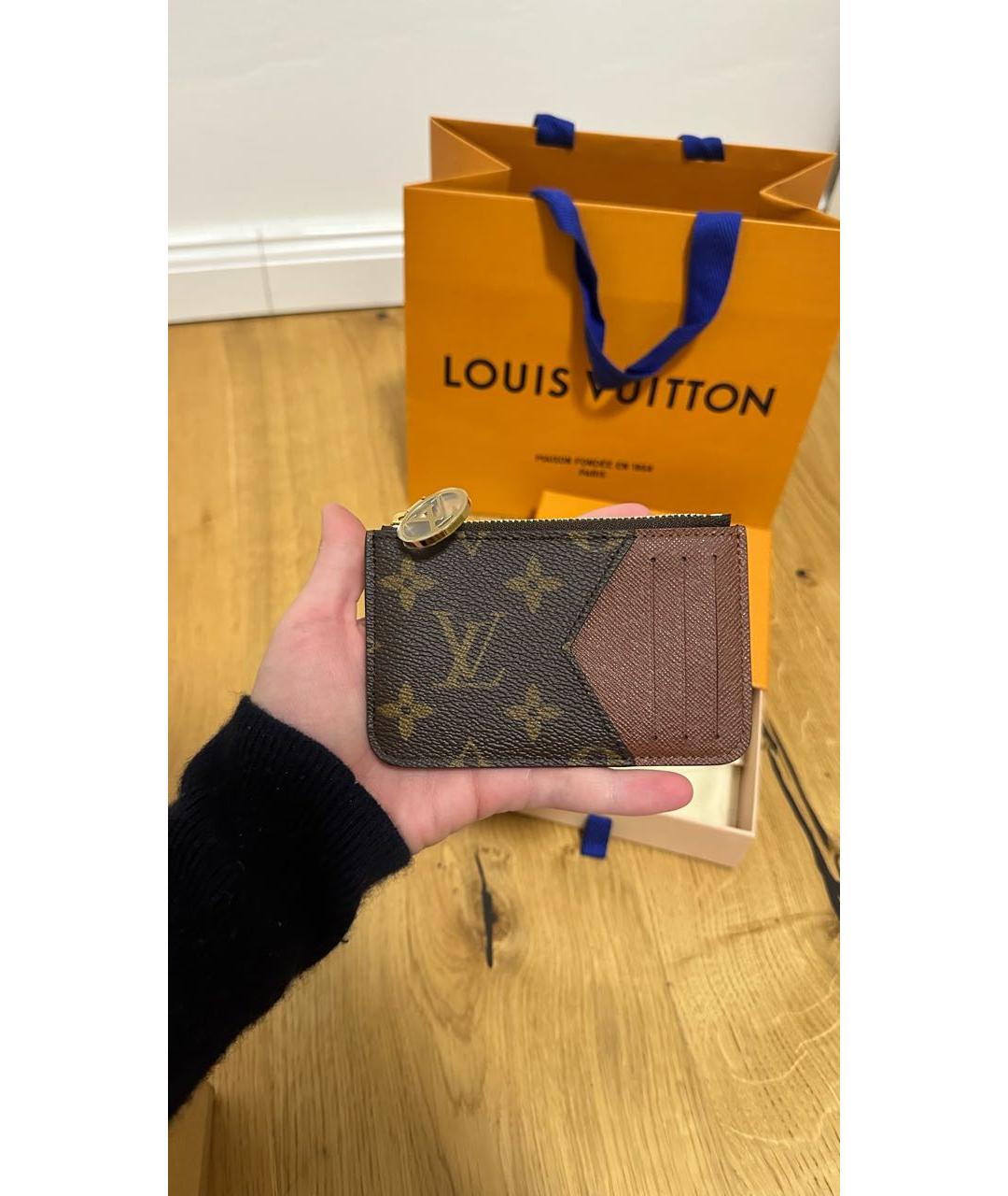 LOUIS VUITTON Коричневый кардхолдер, фото 4