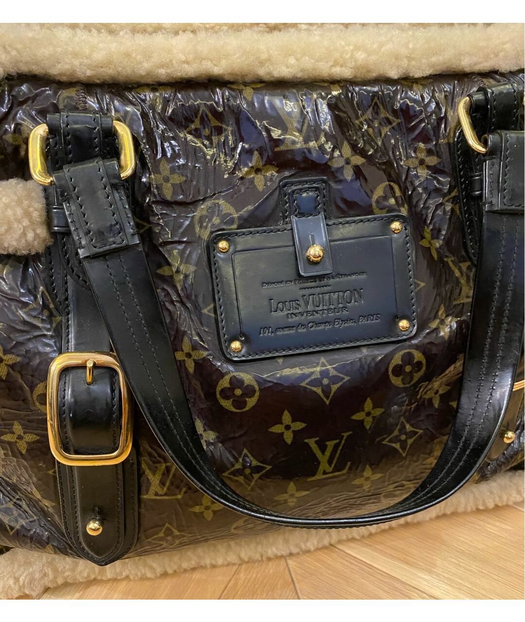 LOUIS VUITTON PRE-OWNED Коричневая сумка тоут из лакированной кожи, фото 4