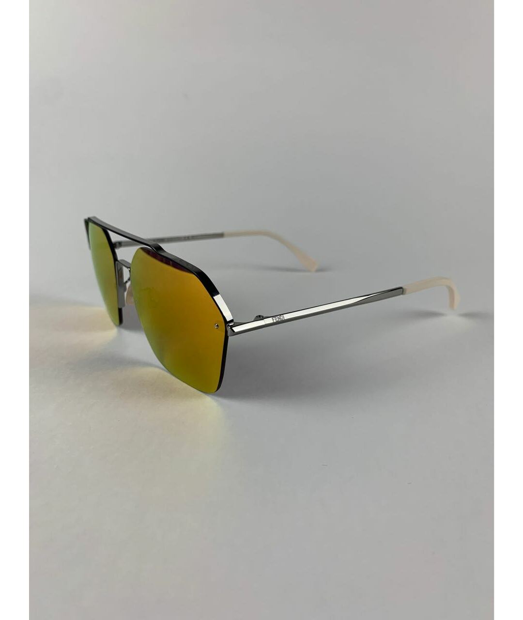 FENDI Оранжевое металлические солнцезащитные очки, фото 3