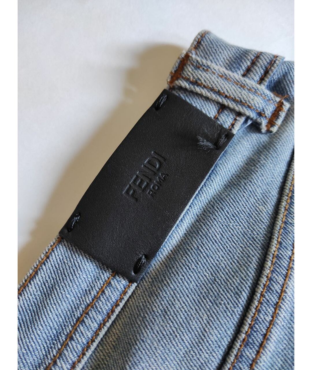 FENDI Голубые хлопко-эластановые прямые джинсы, фото 4