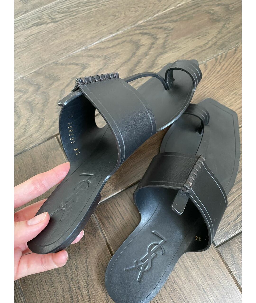 SAINT LAURENT Черные кожаные сандалии, фото 4