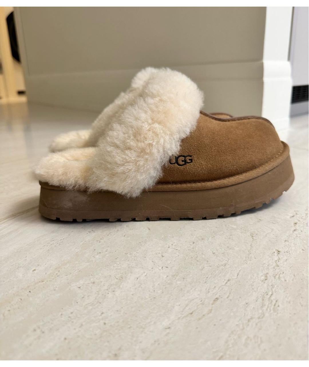 UGG AUSTRALIA Коричневые замшевые сабо, фото 5