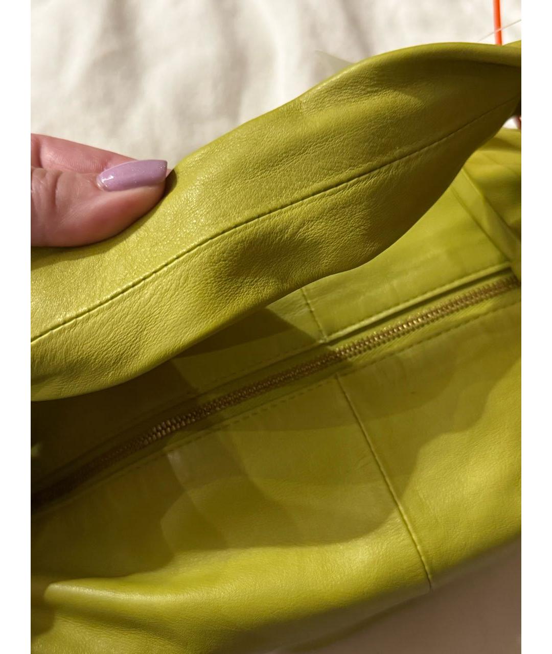 BOTTEGA VENETA Зеленая сумка через плечо из лакированной кожи, фото 4