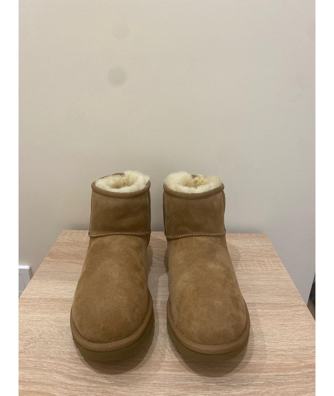 UGG AUSTRALIA Коричневые замшевые ботинки, фото 2