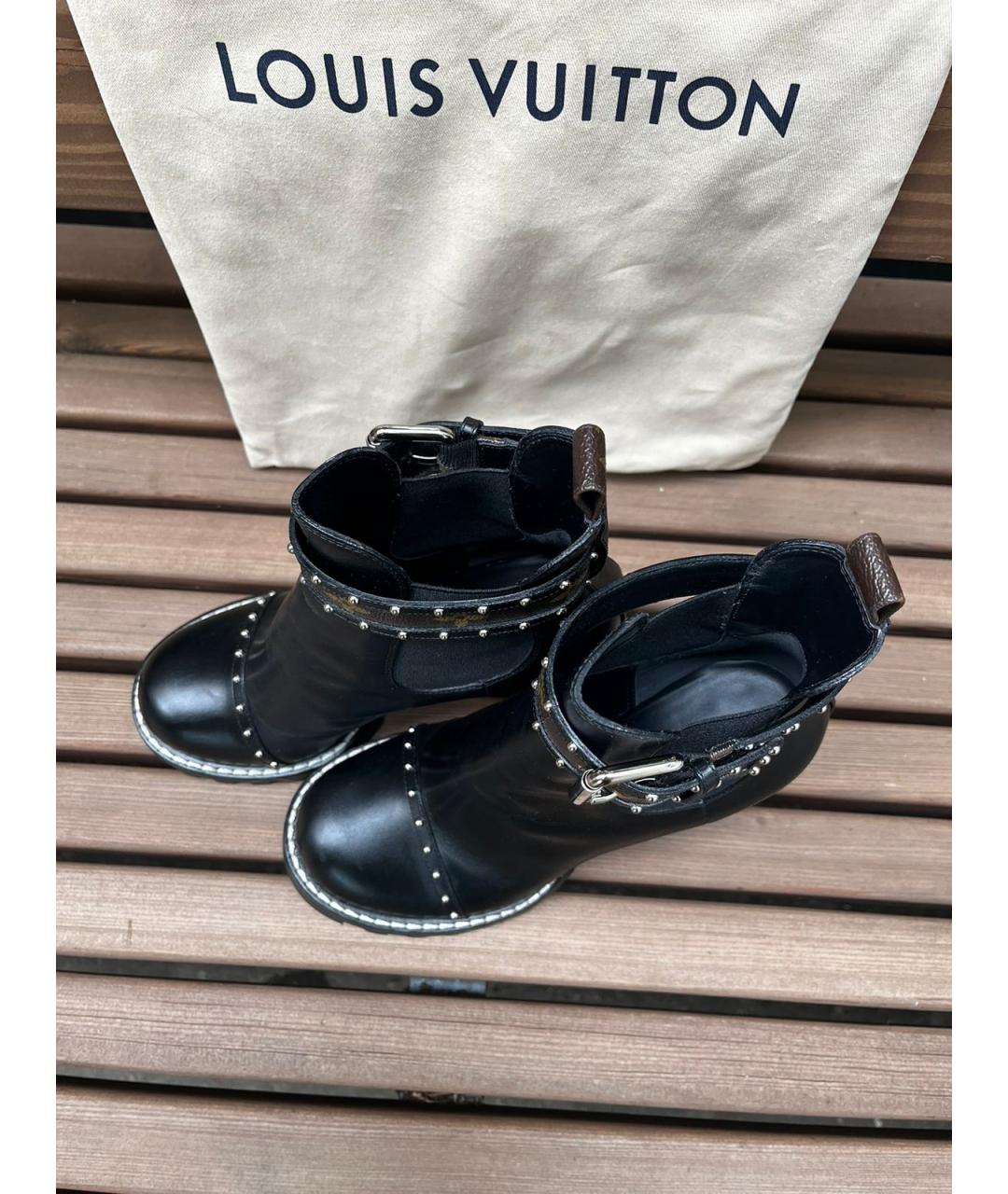 LOUIS VUITTON Черные кожаные ботильоны, фото 5