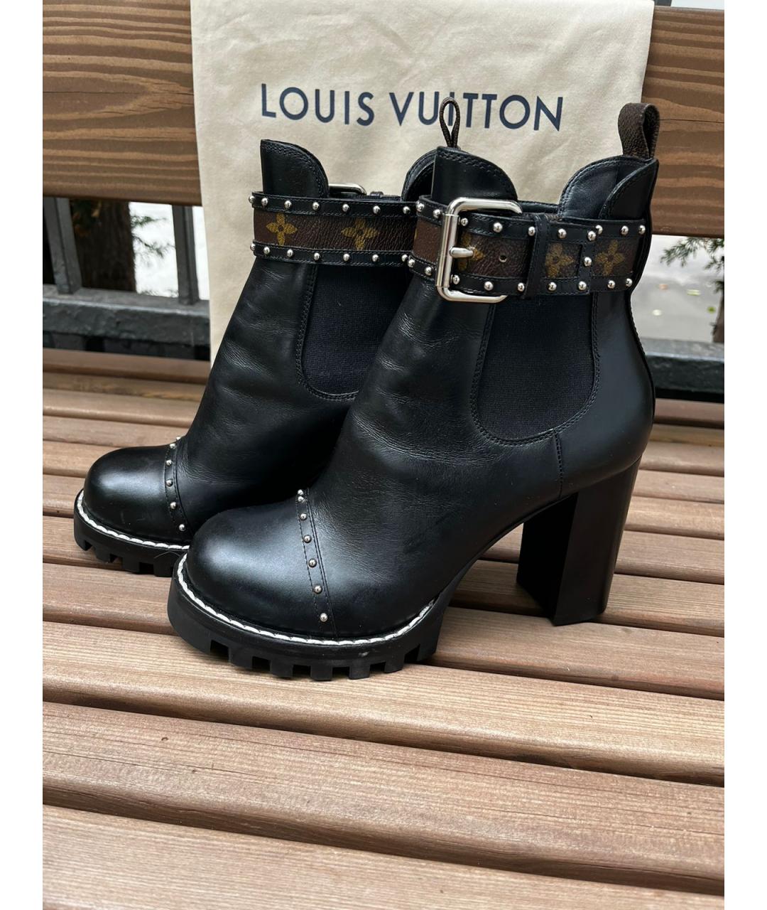 LOUIS VUITTON Черные кожаные ботильоны, фото 9