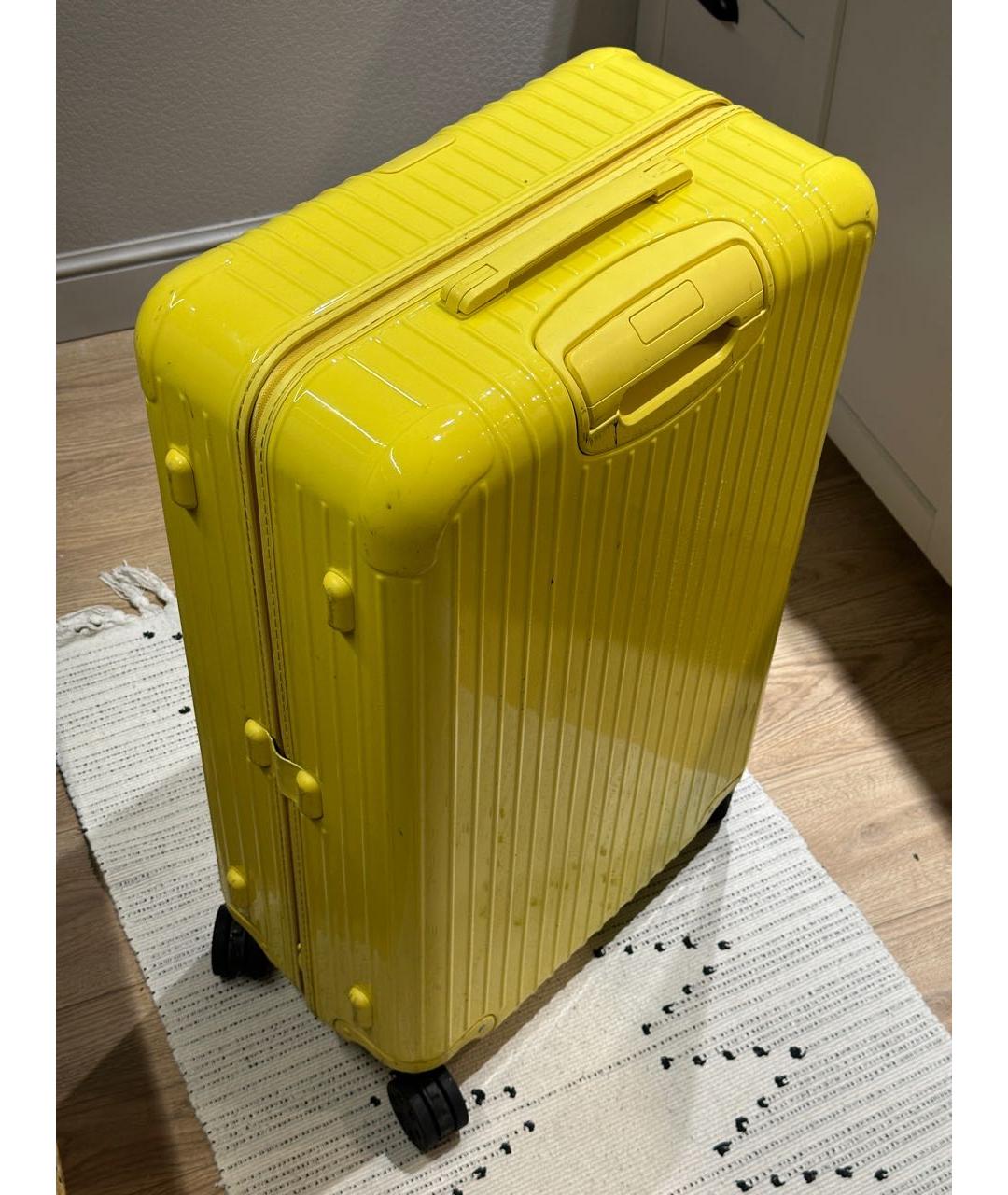 Rimowa Желтый чемодан, фото 2