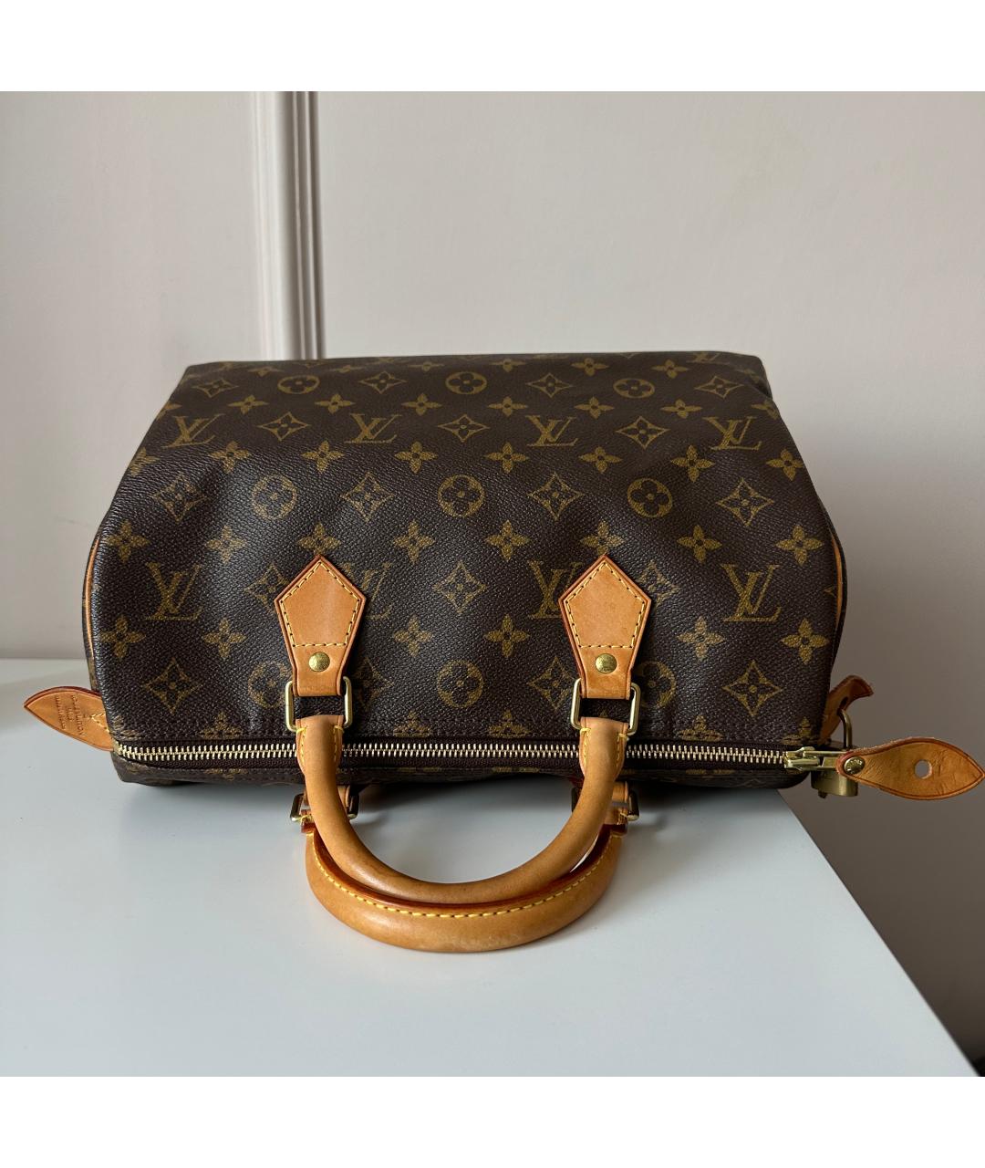 LOUIS VUITTON Коричневая кожаная сумка с короткими ручками, фото 8