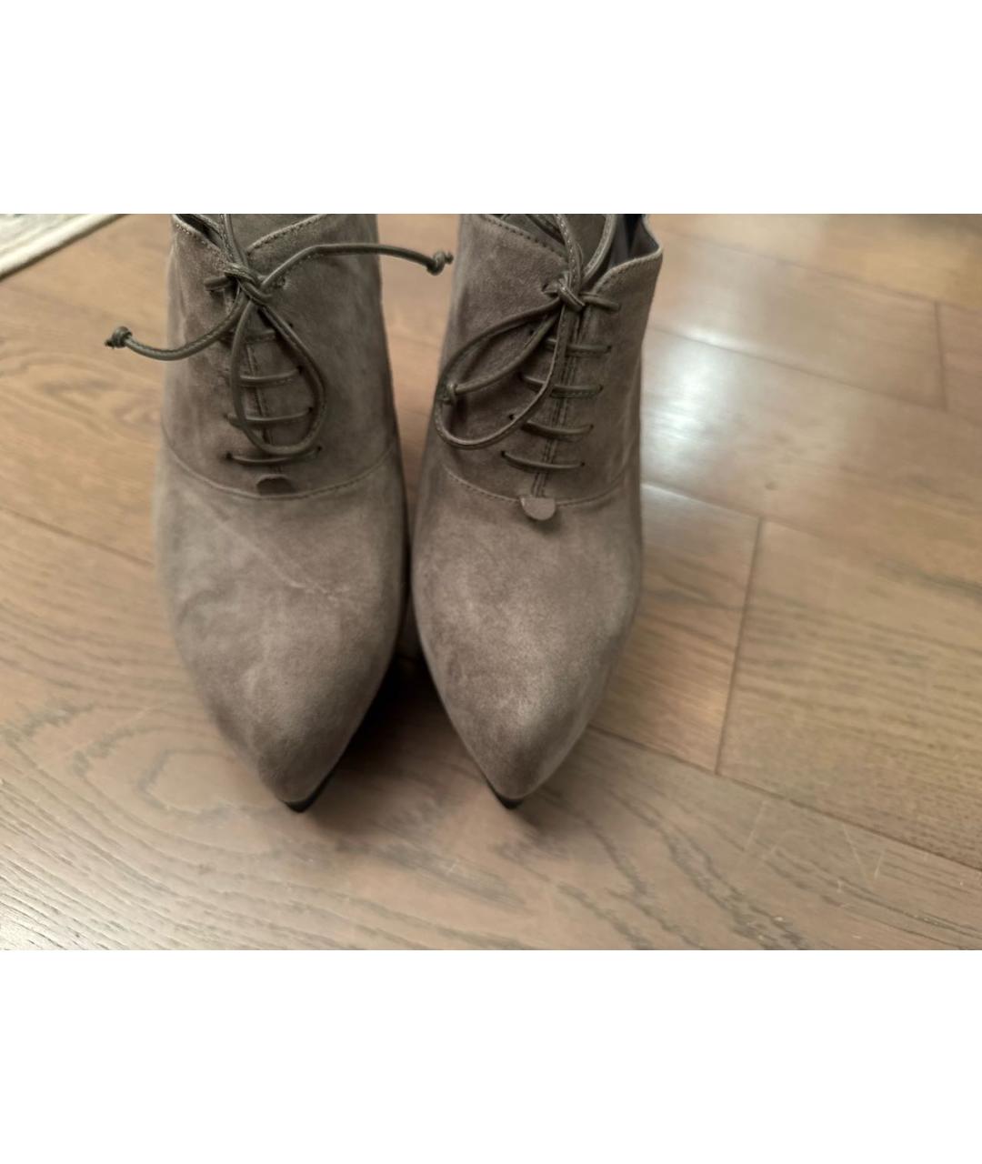 BOTTEGA VENETA Серые замшевые ботинки, фото 2