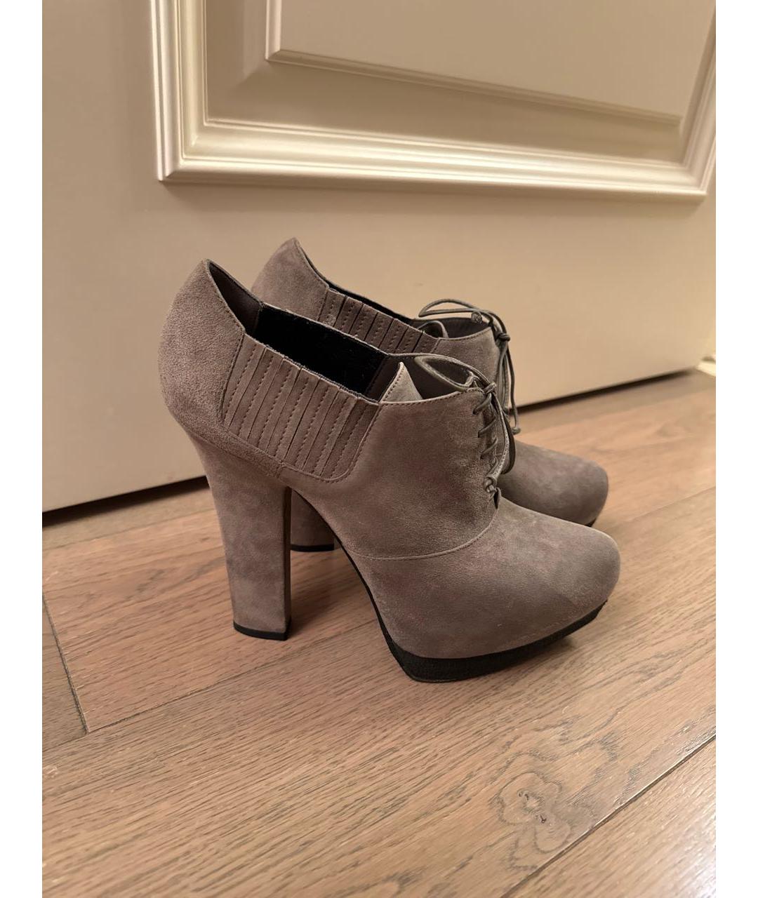 BOTTEGA VENETA Серые замшевые ботинки, фото 5