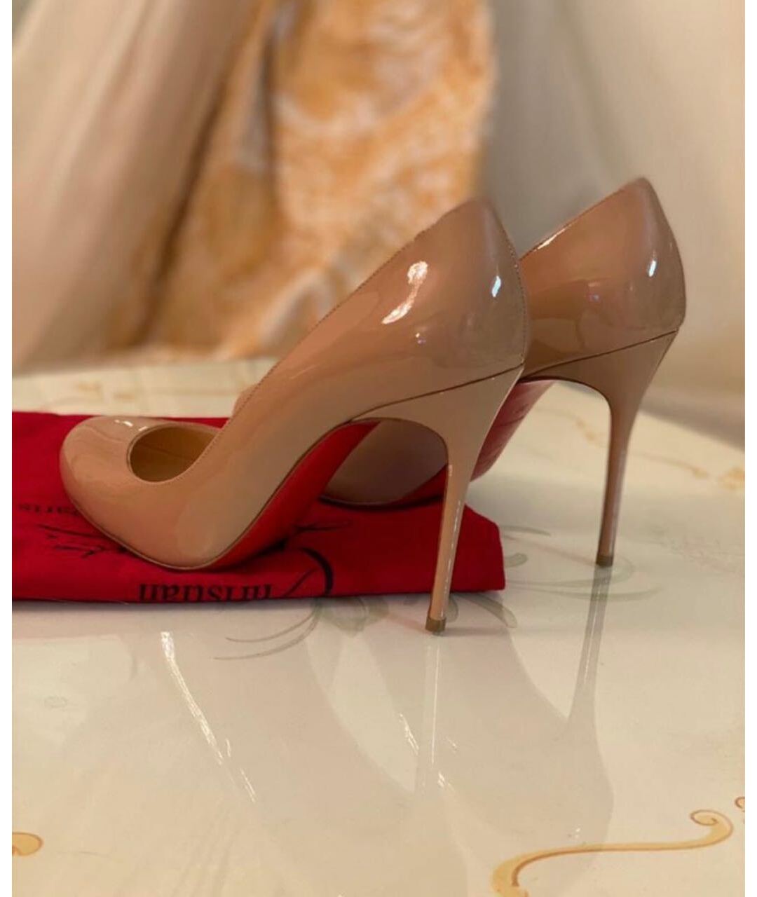 CHRISTIAN LOUBOUTIN Бежевые туфли из лакированной кожи, фото 7