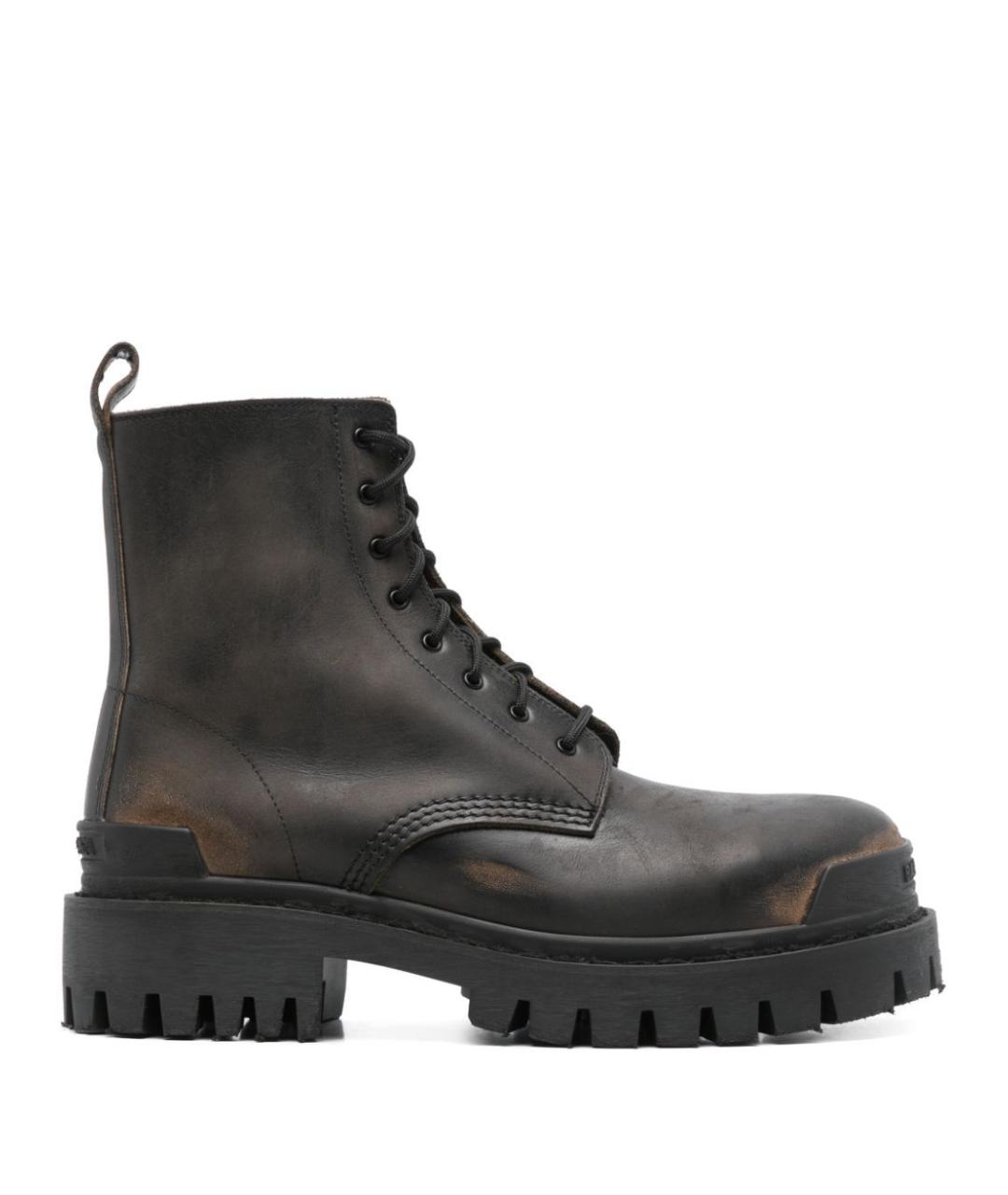 

Высокие ботинки