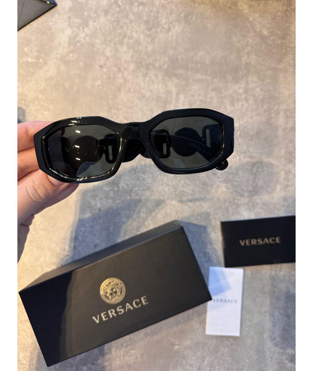 VERSACE Черные пластиковые солнцезащитные очки, фото 6