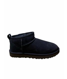 UGG AUSTRALIA Ботинки