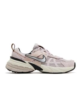 NIKE Низкие кроссовки / кеды