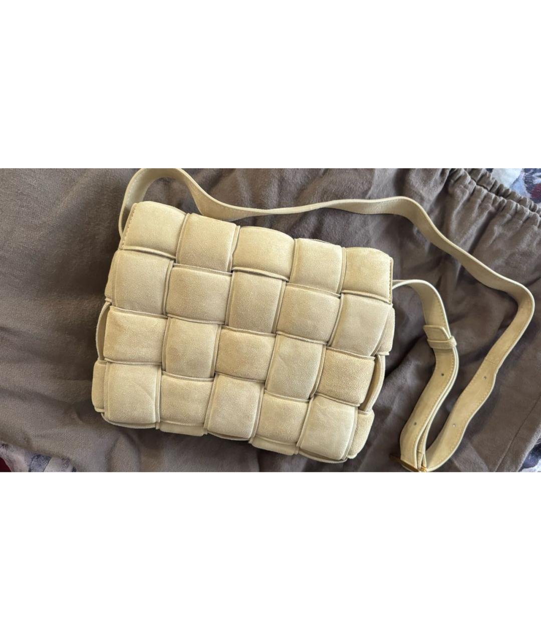 BOTTEGA VENETA Бежевая замшевая сумка через плечо, фото 2