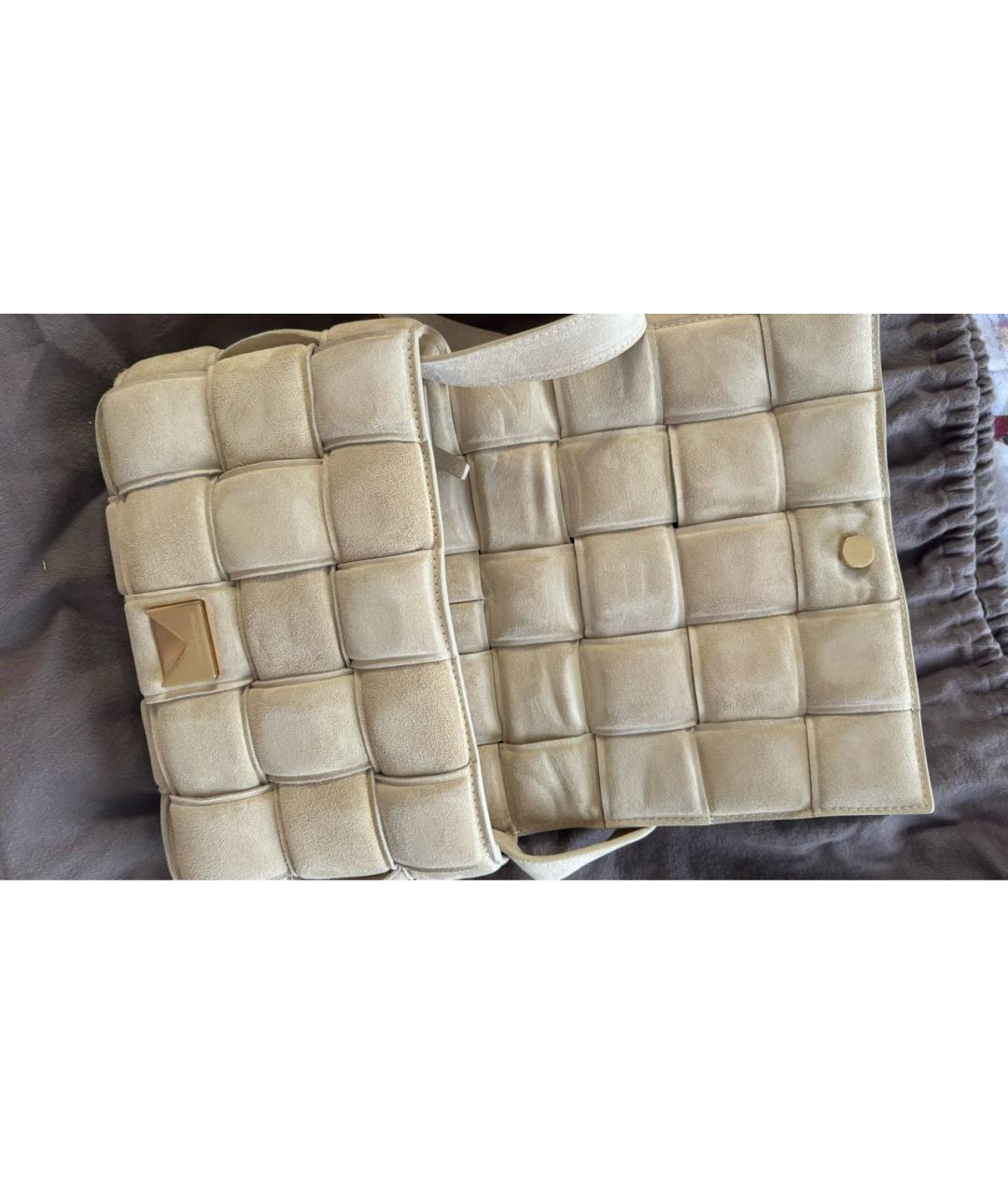 BOTTEGA VENETA Бежевая замшевая сумка через плечо, фото 3