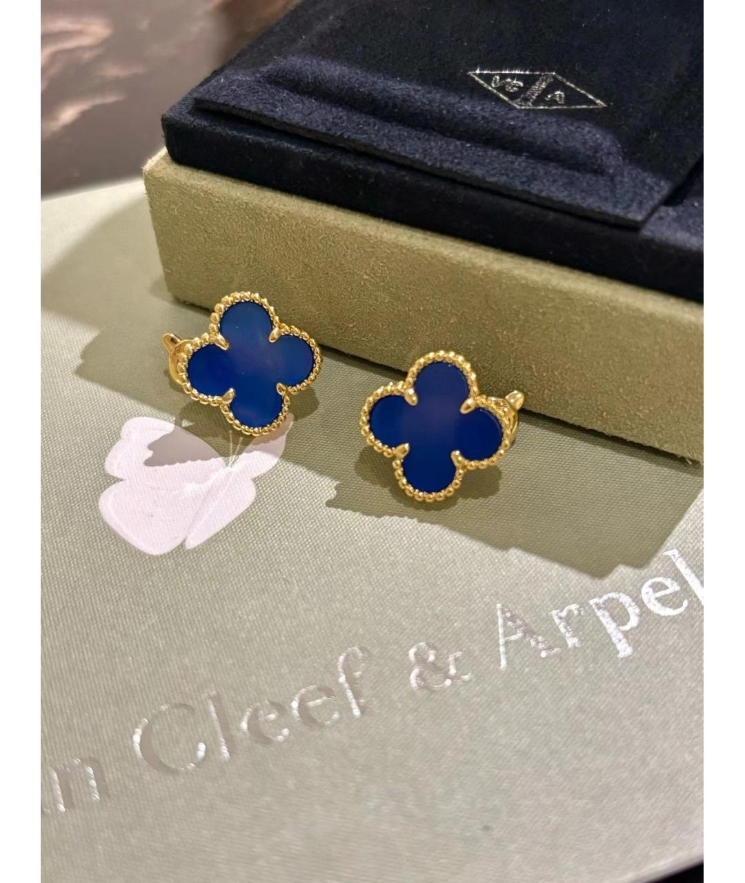 VAN CLEEF & ARPELS Темно-синие серьги из желтого золота, фото 5