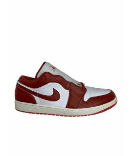 JORDAN Низкие кроссовки / кеды
