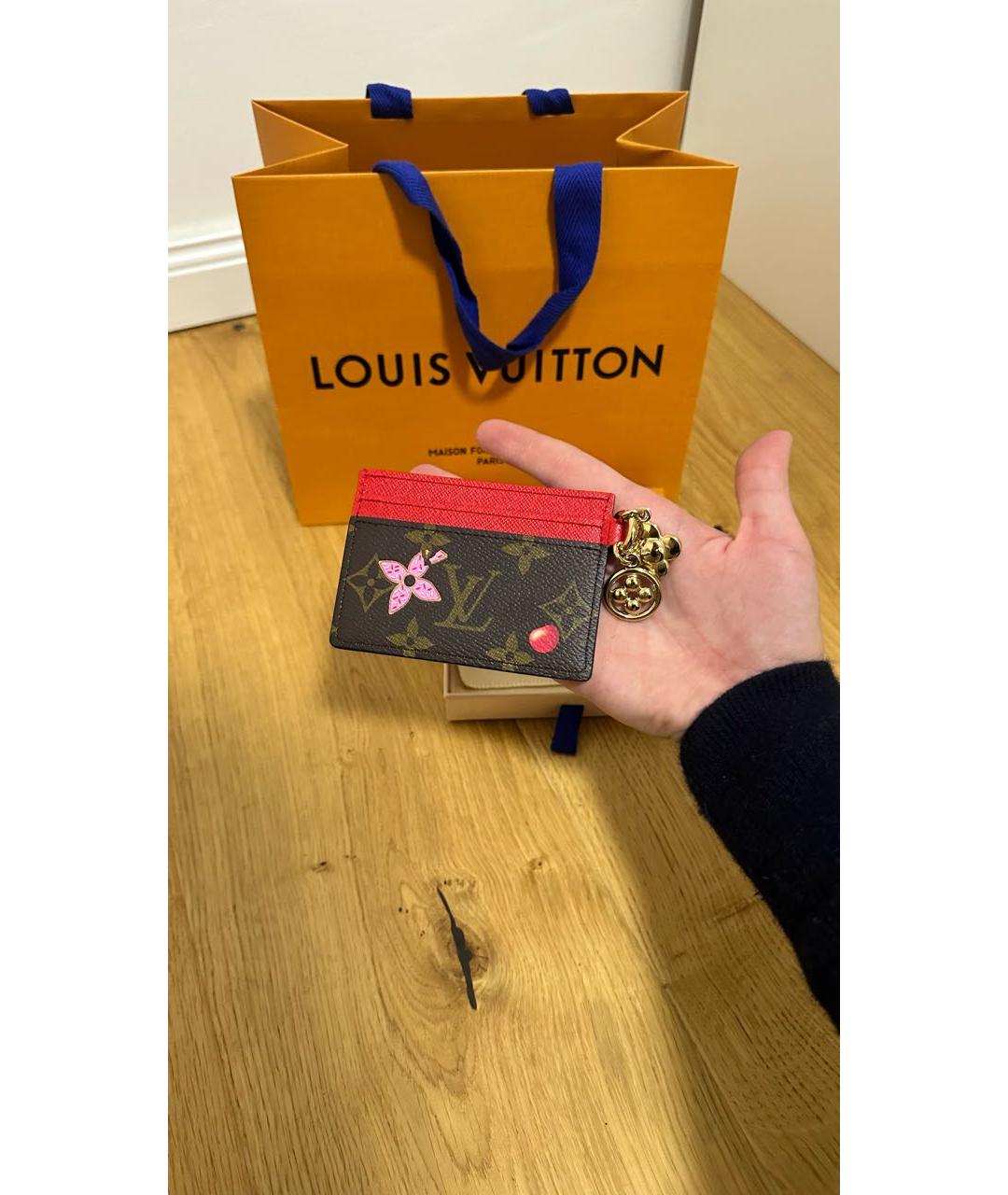 LOUIS VUITTON Коричневый кардхолдер, фото 4