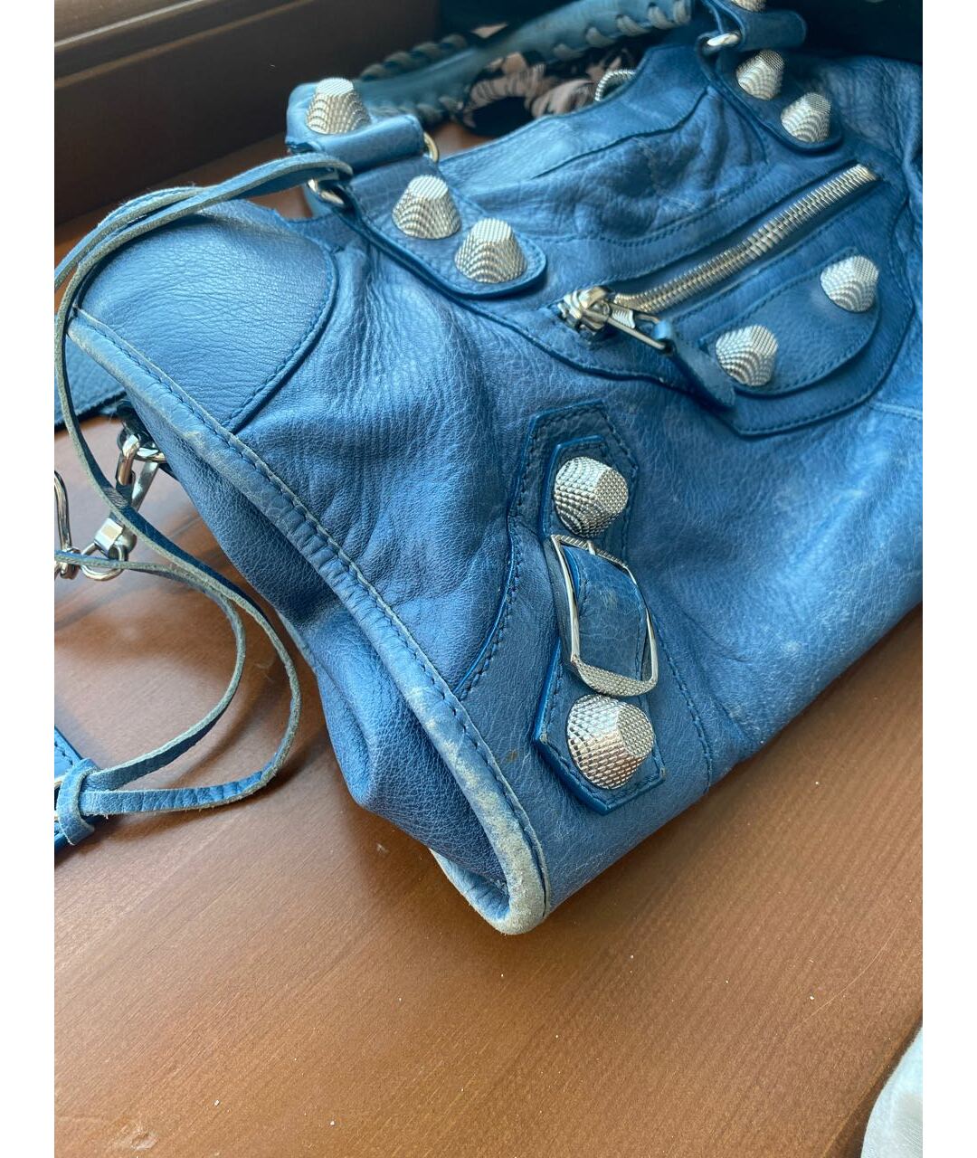 BALENCIAGA Голубая кожаная сумка тоут, фото 5