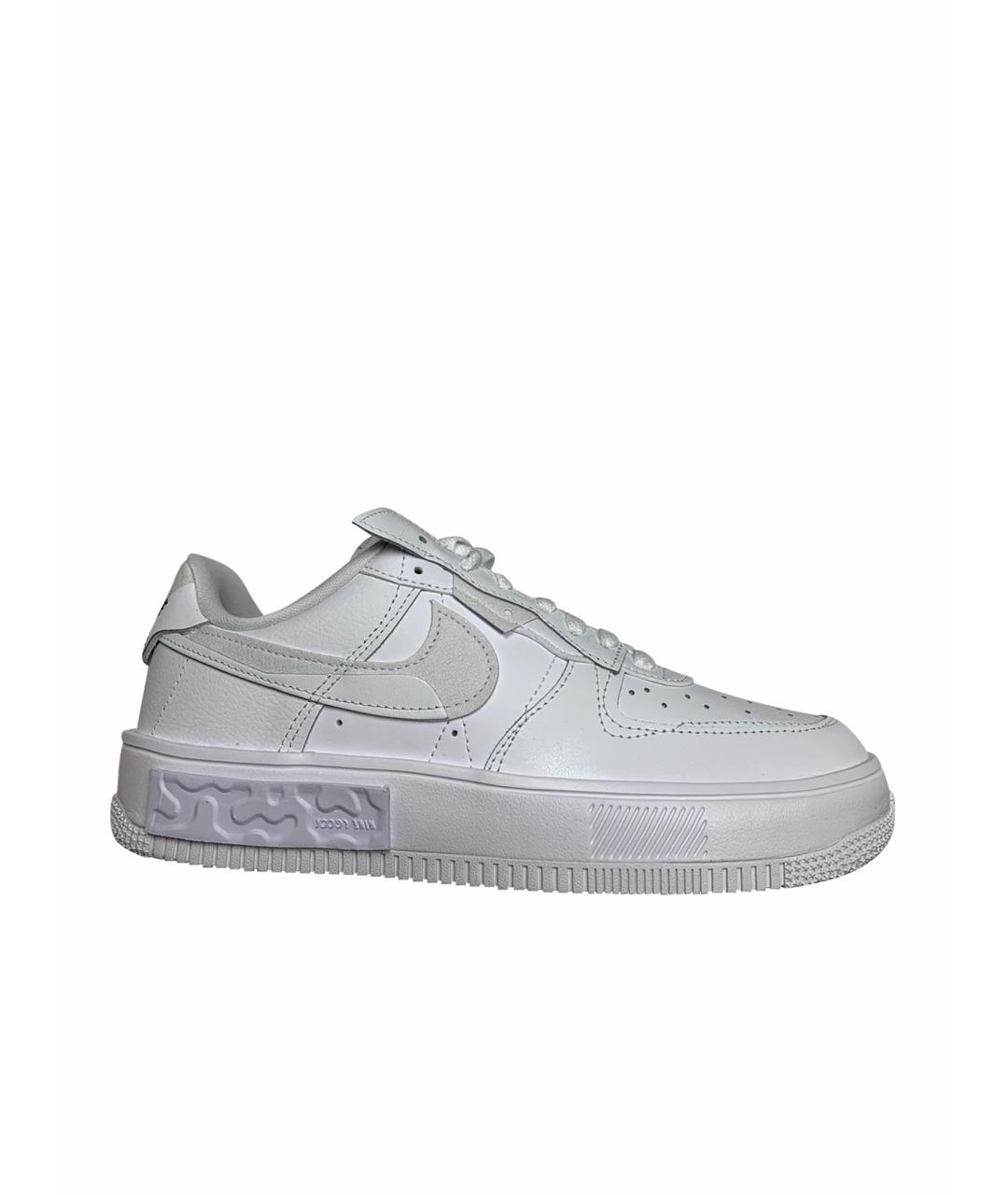 NIKE Белые кожаные кроссовки, фото 1