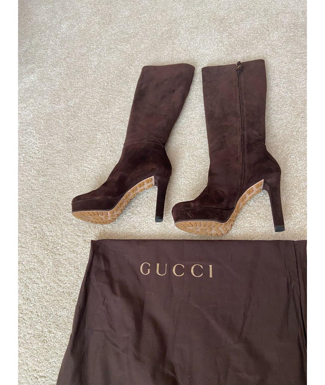 GUCCI Коричневые замшевые сапоги, фото 2