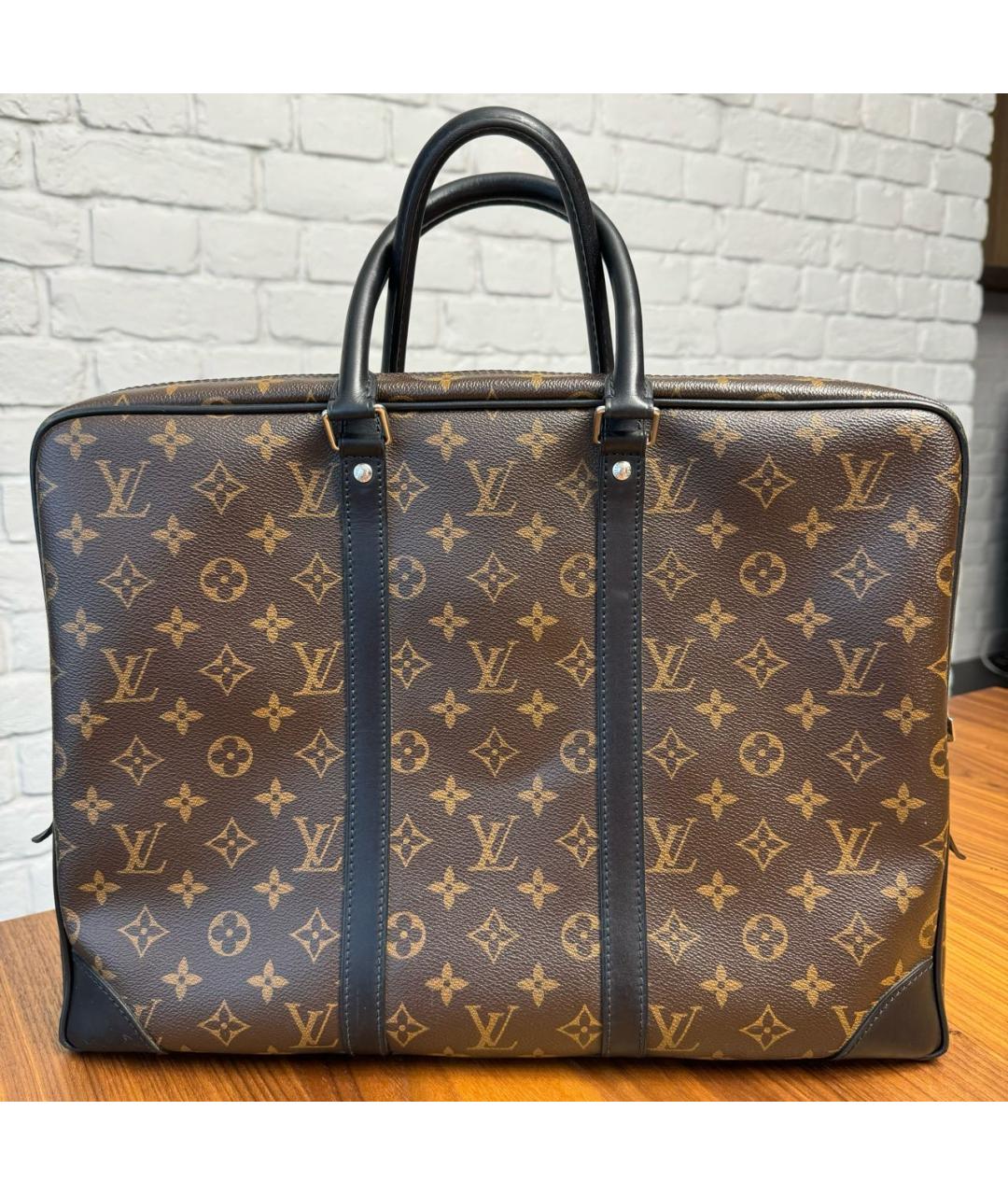 LOUIS VUITTON Коричневый портфель, фото 8